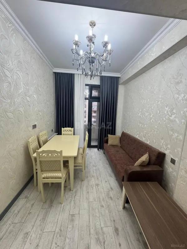 Satılır 2 otaqlı mənzil 63 m²