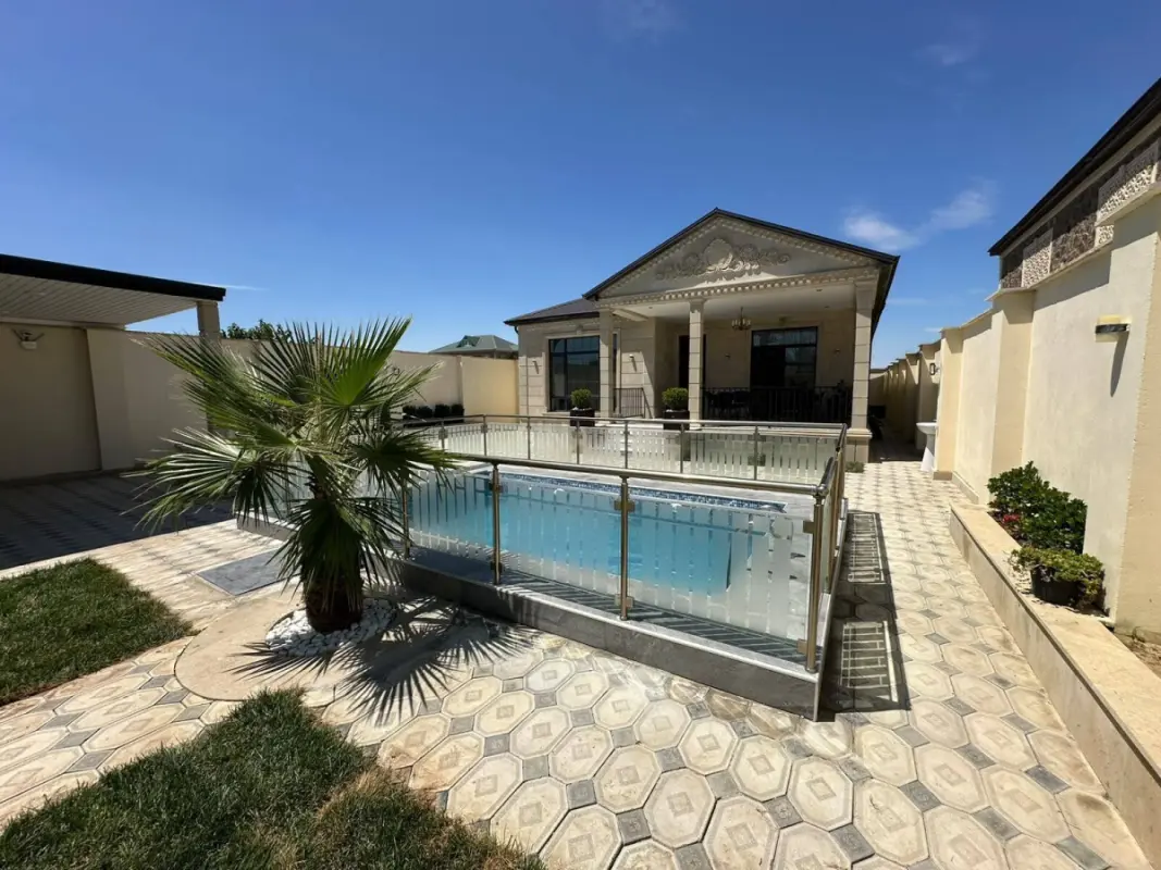 Satılır 4 otaqlı həyət evi 130 m²