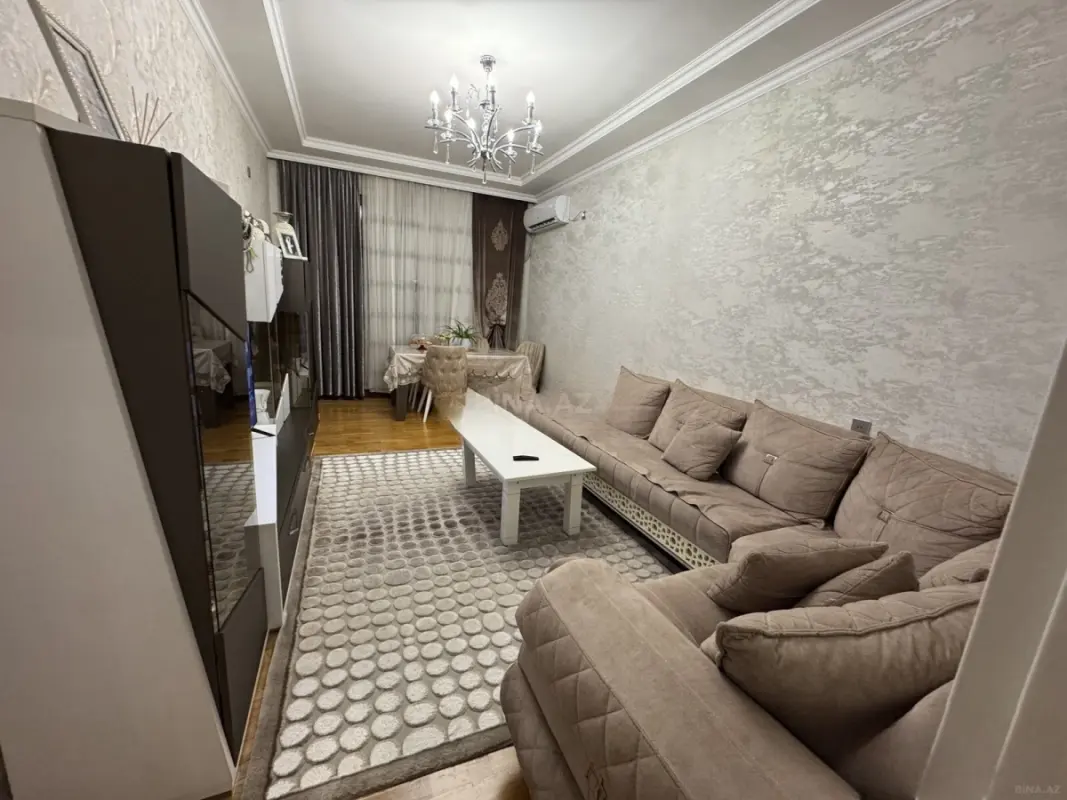 Satılır 3 otaqlı mənzil 105 m²