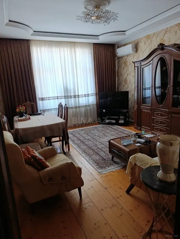 Satılır 2 otaqlı mənzil 65 m²