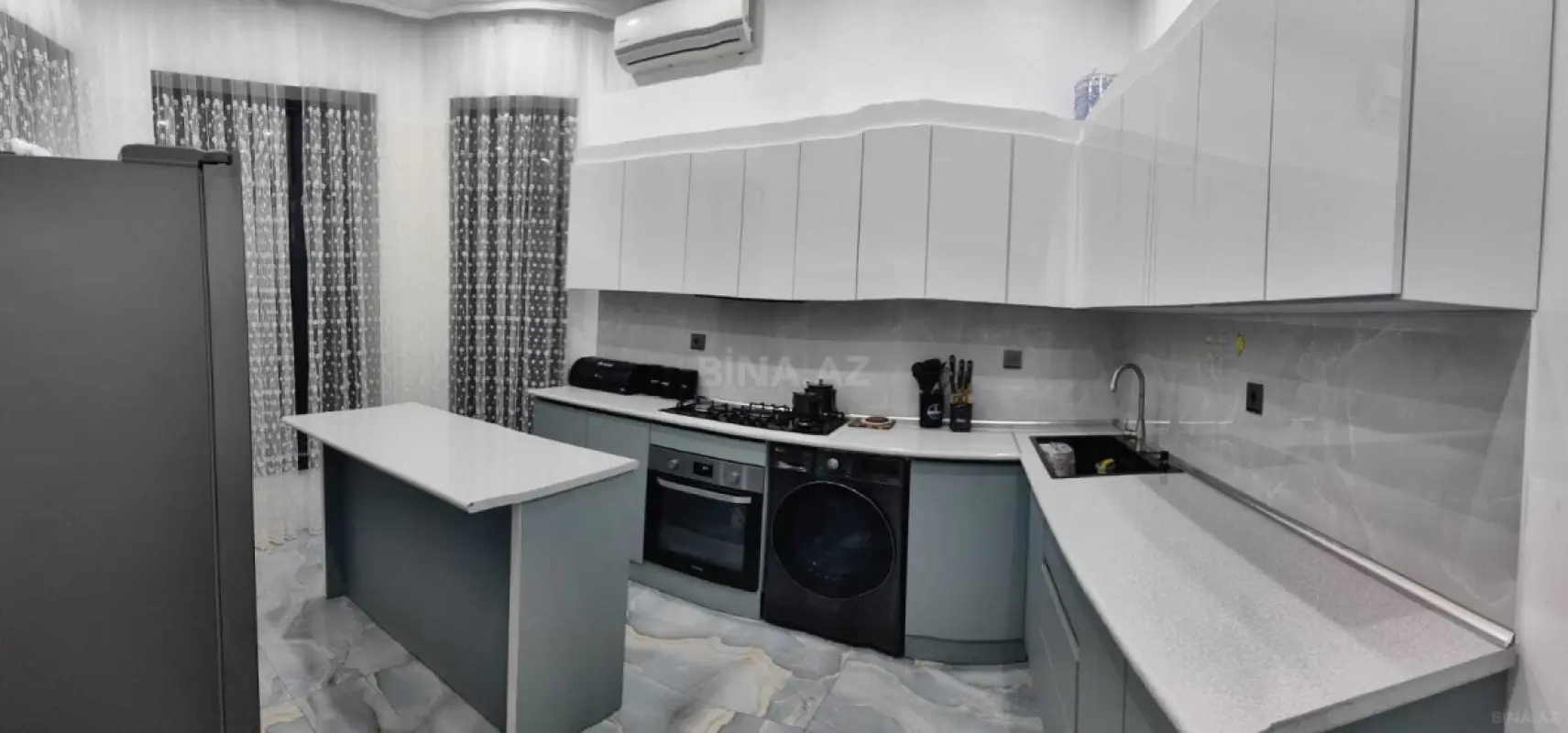 Kirayə verilir 4 otaqlı həyət evi 180 m²