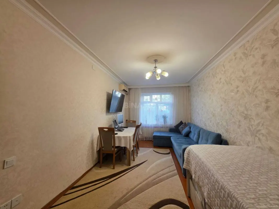 Satılır 2 otaqlı mənzil 70 m²