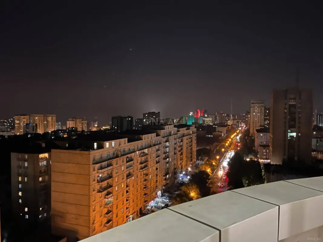 Kirayə verilir 2 otaqlı mənzil 87 m²