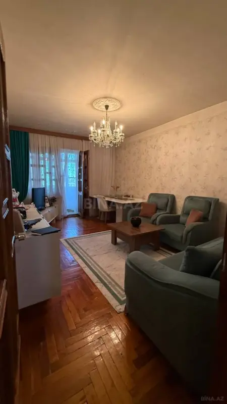 Satılır 2 otaqlı mənzil 70 m²