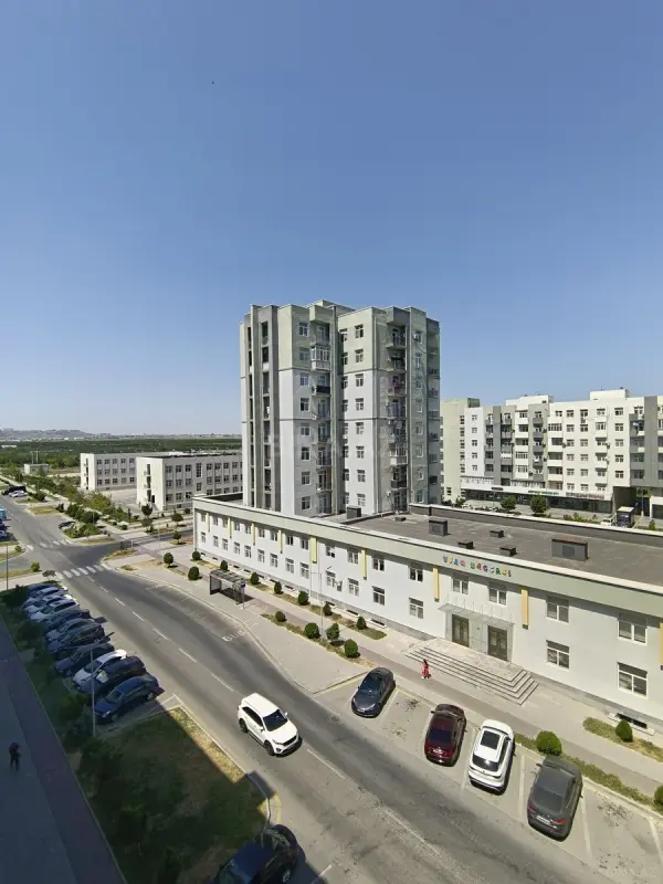 Satılır 4 otaqlı mənzil 80 m²