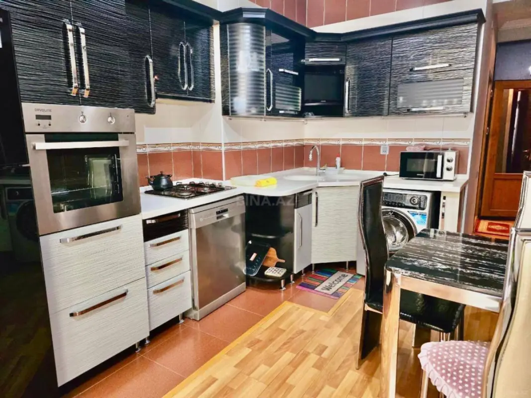 Kirayə verilir 3 otaqlı mənzil 100 m²