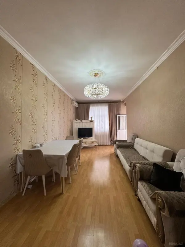 Satılır 3 otaqlı mənzil 110 m²