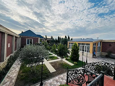 Satılır 8 otaqlı həyət evi 680 m² — Bakı, Görədil 8 otaq 680.00 m²