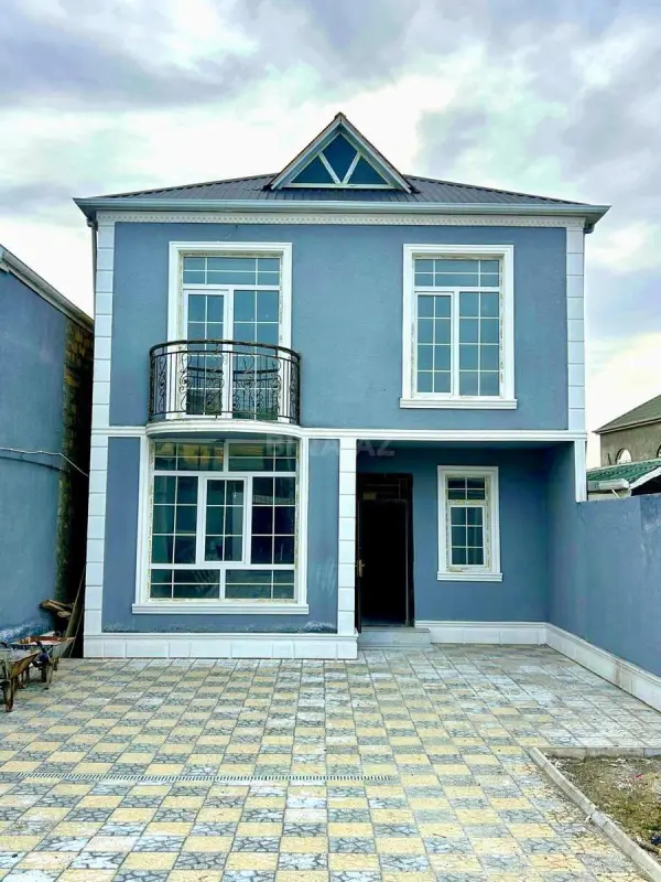 Satılır 4 otaqlı həyət evi 125.7 m²