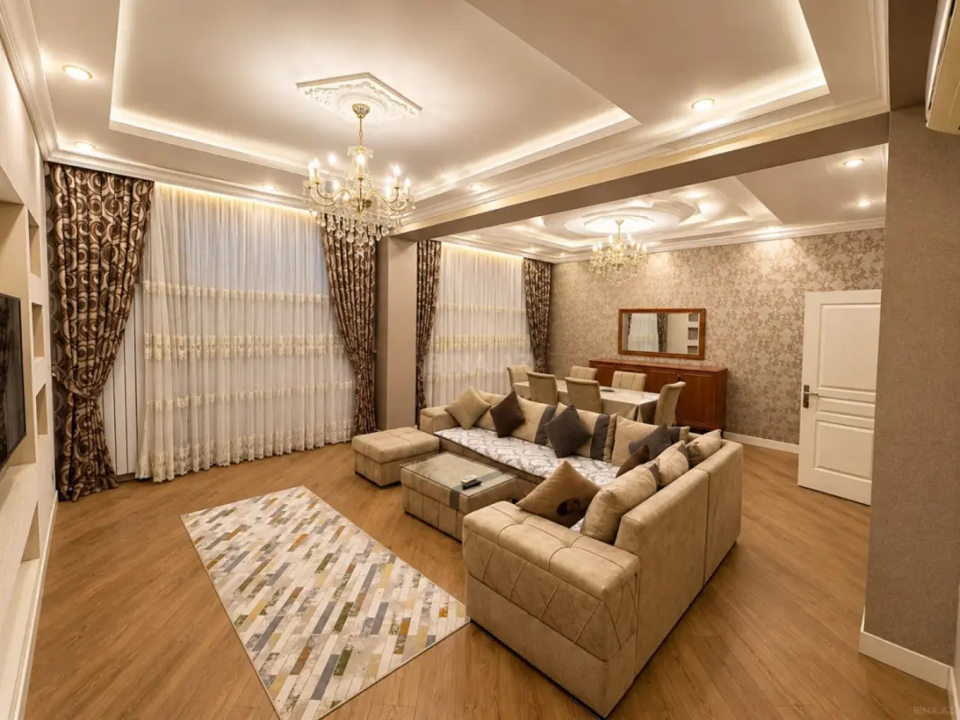 Kirayə verilir 3 otaqlı mənzil 146 m²