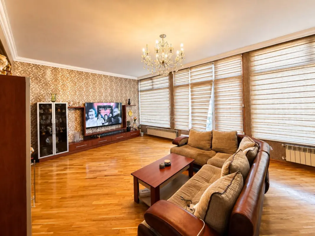 Satılır 3 otaqlı mənzil 127 m²