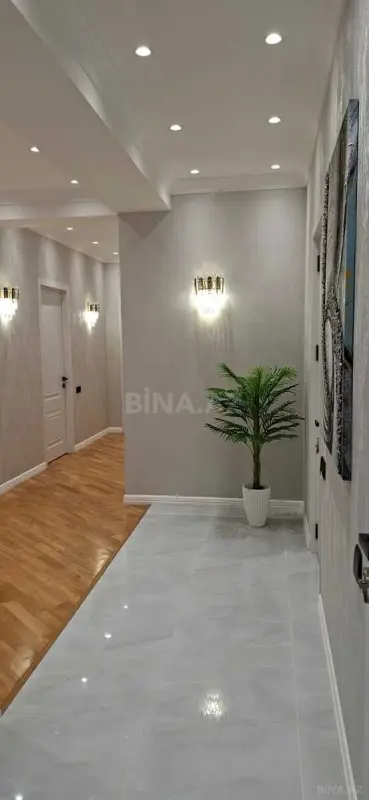 Satılır 3 otaqlı mənzil 114 m²