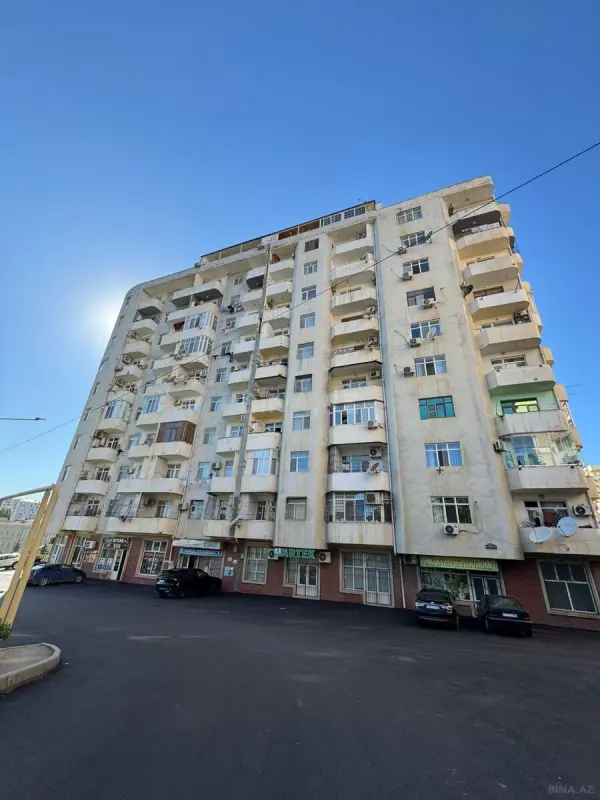 Satılır 3 otaqlı mənzil 128 m²