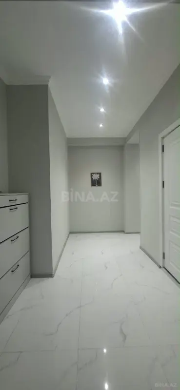 Satılır 2 otaqlı mənzil 84 m²