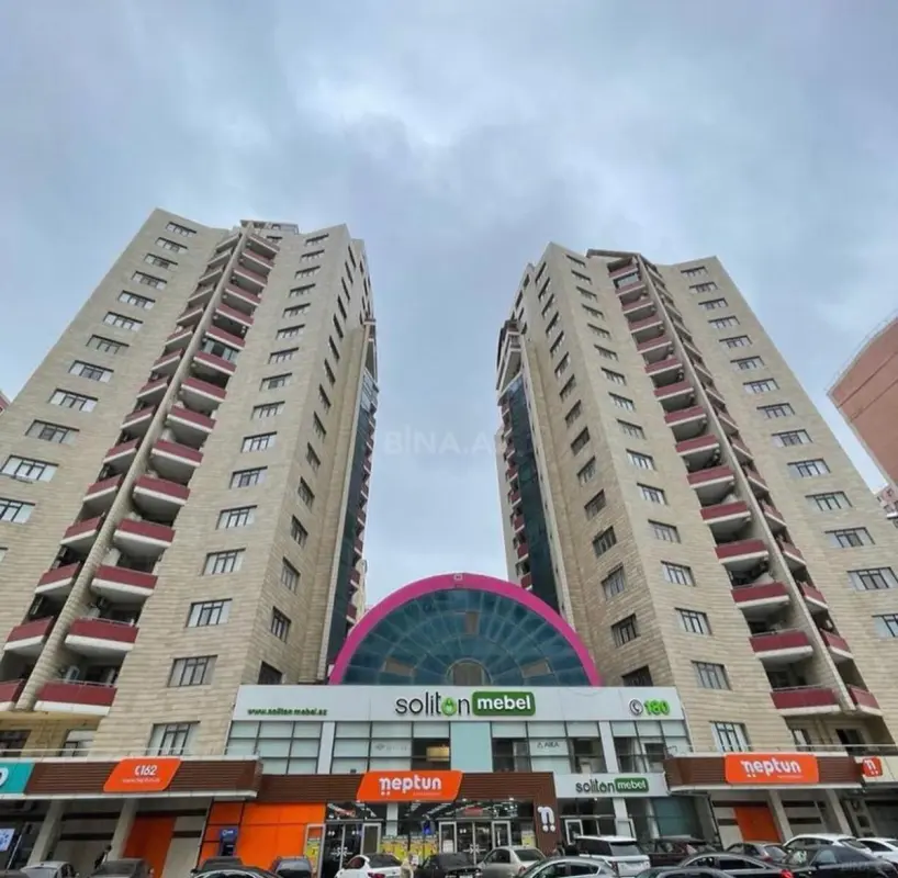 Satılır 2 otaqlı mənzil 67 m²