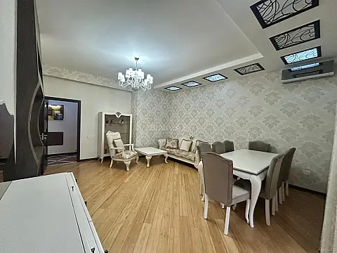 Satılır 3 otaqlı mənzil 120 m² — Bakı 3 otaq 120.00 m²