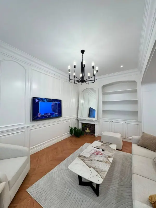 Satılır 2 otaqlı mənzil 100 m²