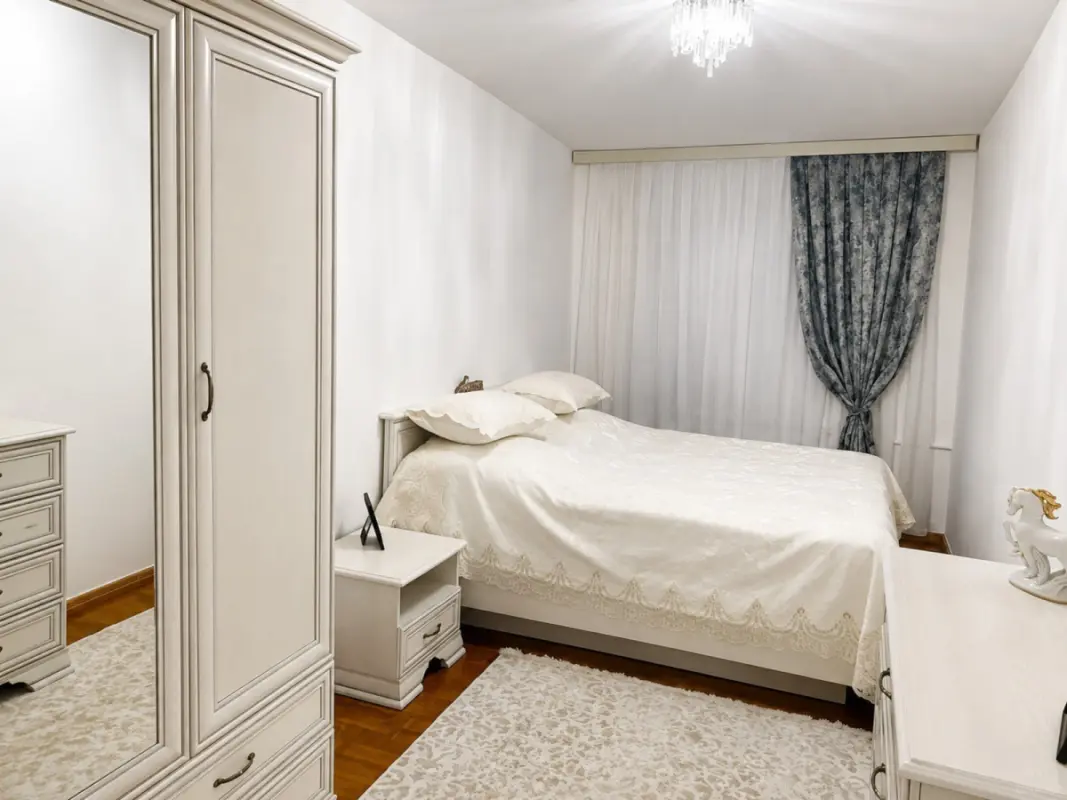 Satılır 2 otaqlı mənzil 56 m²
