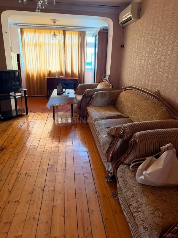 Kirayə verilir 3 otaqlı mənzil 90 m²