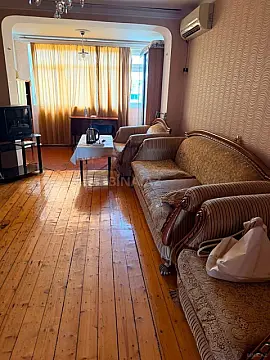 Kirayə verilir 3 otaqlı mənzil 90 m² — Bakı 3 otaq 90.00 m²