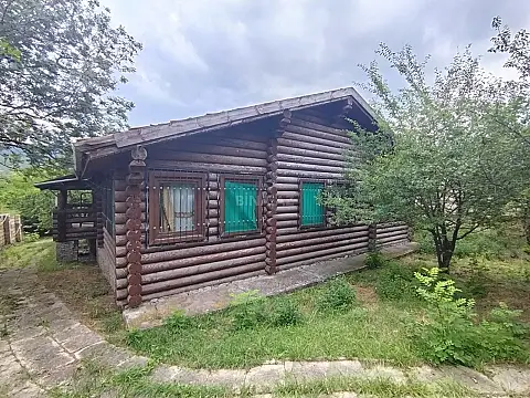 Satılır 8 otaqlı həyət evi 220 m² — Bakı 8 otaq 220.00 m²