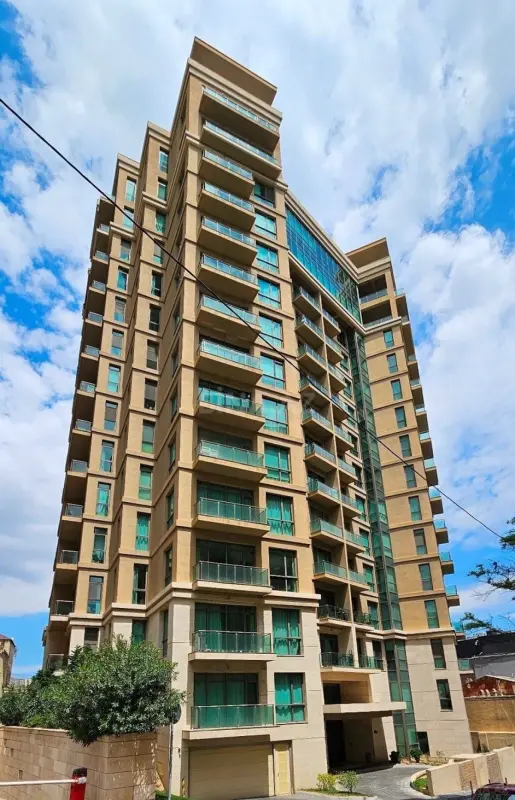 Kirayə verilir 3 otaqlı mənzil 130 m²