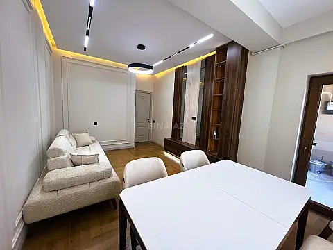 Satılır 2 otaqlı mənzil 60 m² — Bakı, Nərimanov 2 otaq 60.00 m²