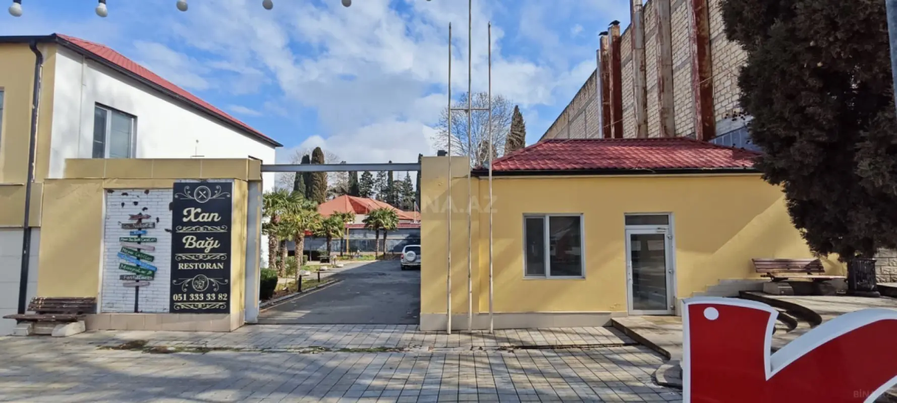 Satılır obyekt 695.4 m²