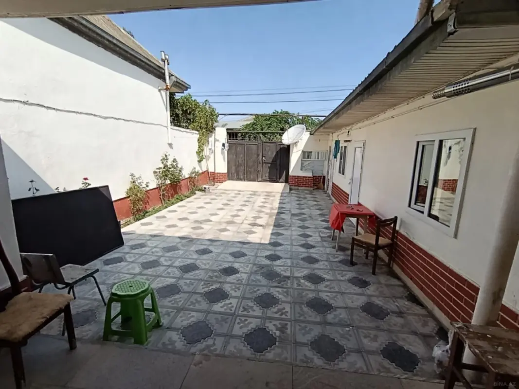 Satılır 4 otaqlı həyət evi 120 m²