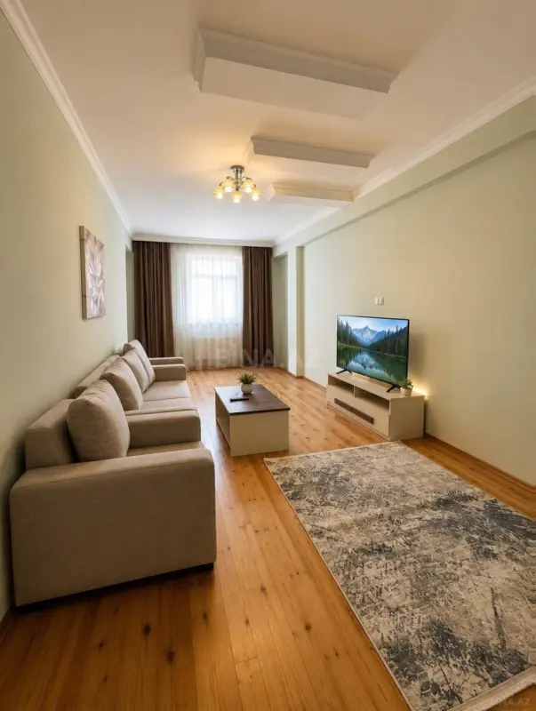 Satılır 3 otaqlı mənzil 125 m²