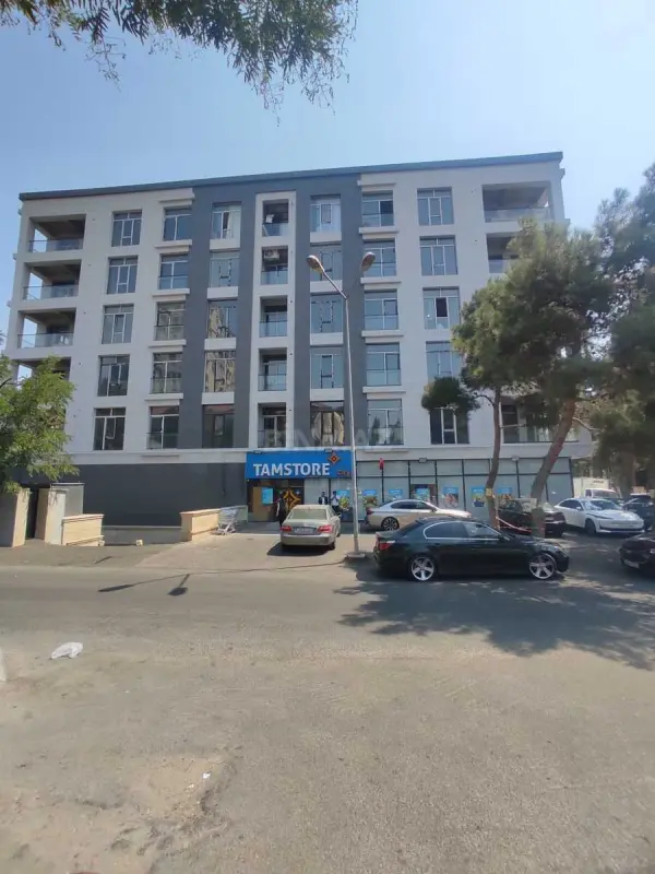 Satılır 2 otaqlı mənzil 70 m²