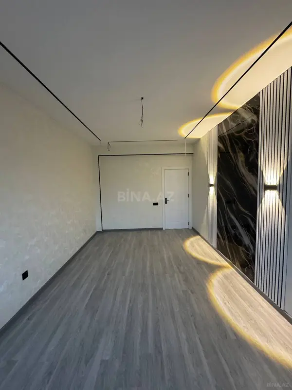 Satılır 2 otaqlı mənzil 57 m²