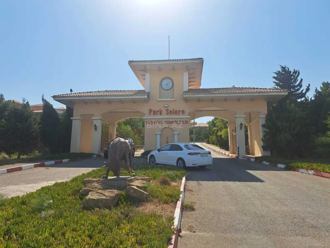 Satılır 5 otaqlı həyət evi 190 m²