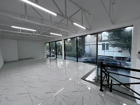 Kirayə verilir obyekt 180 m² — Bakı, Əhmədli 180.00 m²