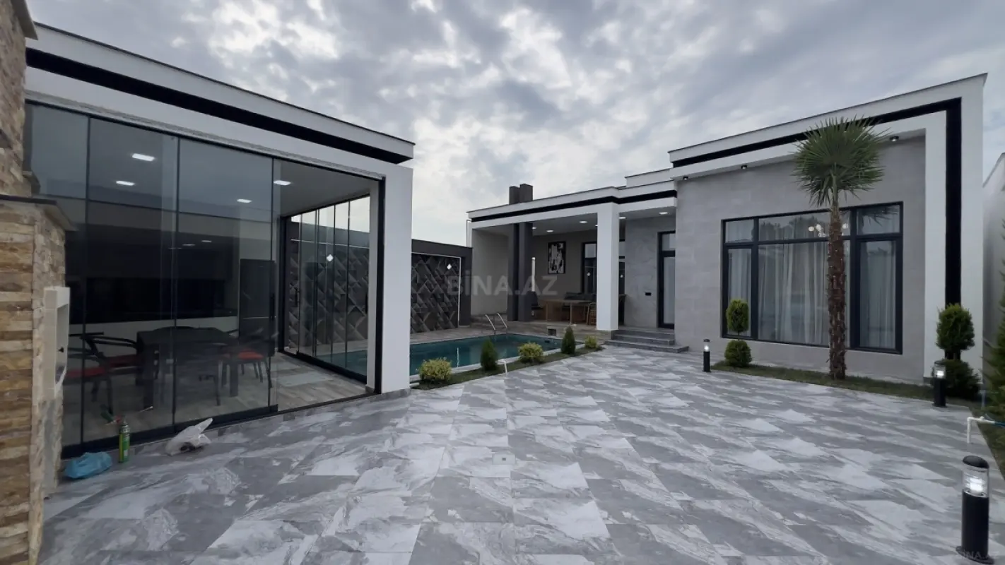 Satılır 4 otaqlı həyət evi 160 m²