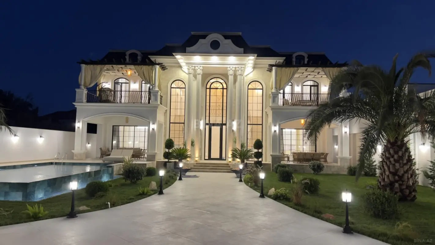 Satılır 6 otaqlı həyət evi 350 m²