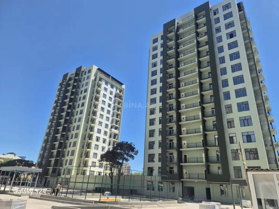 Satılır 3 otaqlı mənzil 147 m²