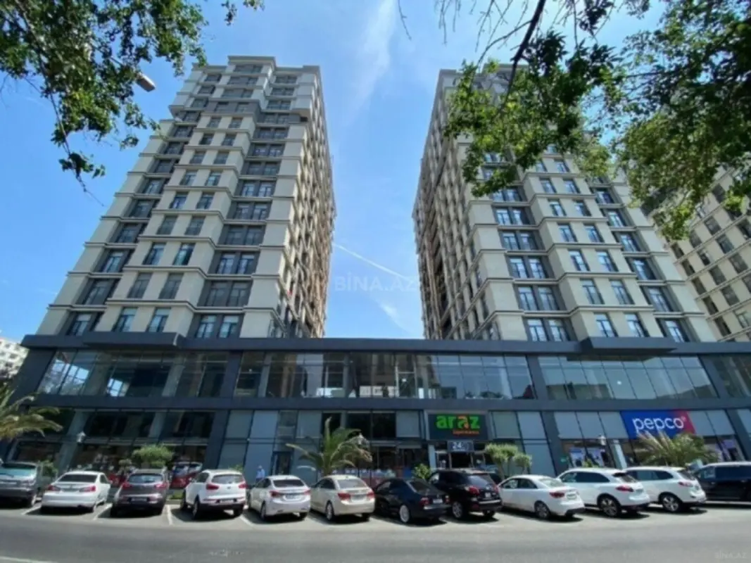 Satılır 2 otaqlı mənzil 100 m²