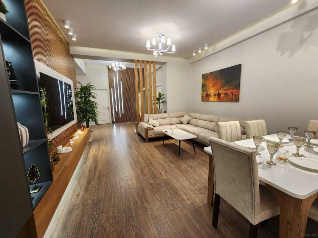 Kirayə verilir 3 otaqlı mənzil 145 m²