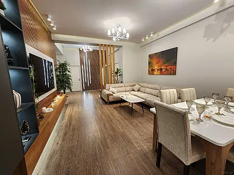 Kirayə verilir 3 otaqlı mənzil 145 m² — Bakı 3 otaq 145.00 m²