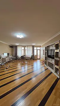 Satılır 4 otaqlı mənzil 187 m² — Bakı 4 otaq 187.00 m²