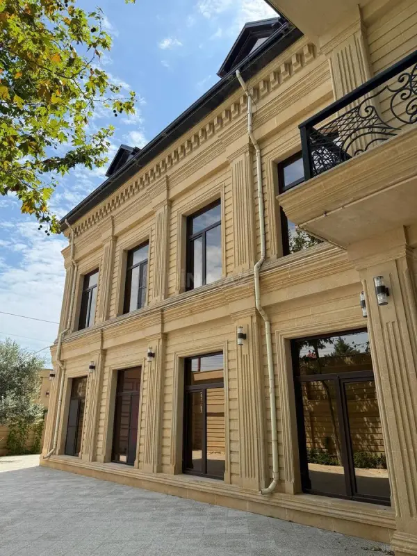 Kirayə verilir obyekt 880 m²