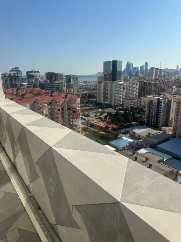Satılır 2 otaqlı mənzil 67 m²