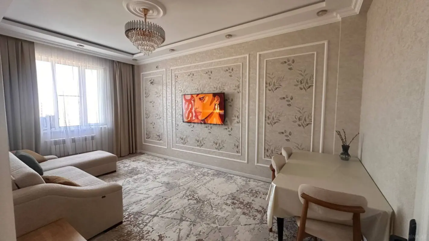 Satılır 2 otaqlı mənzil 74 m²