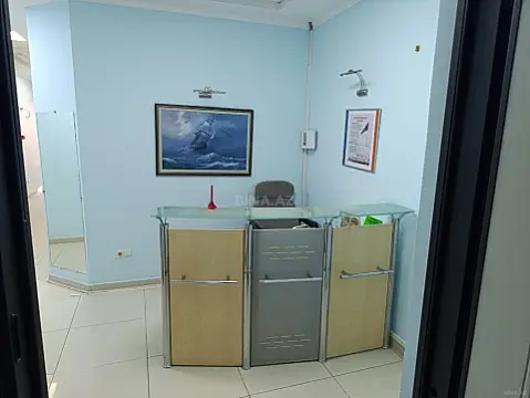 Kirayə verilir 8 otaqlı ofis 320 m² — Bakı 8 otaq 320.00 m²