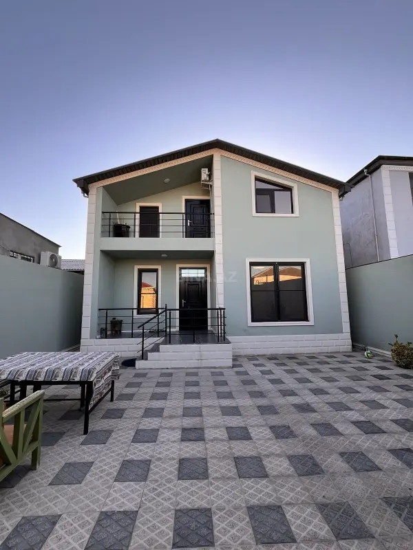 Satılır 5 otaqlı həyət evi 160 m²