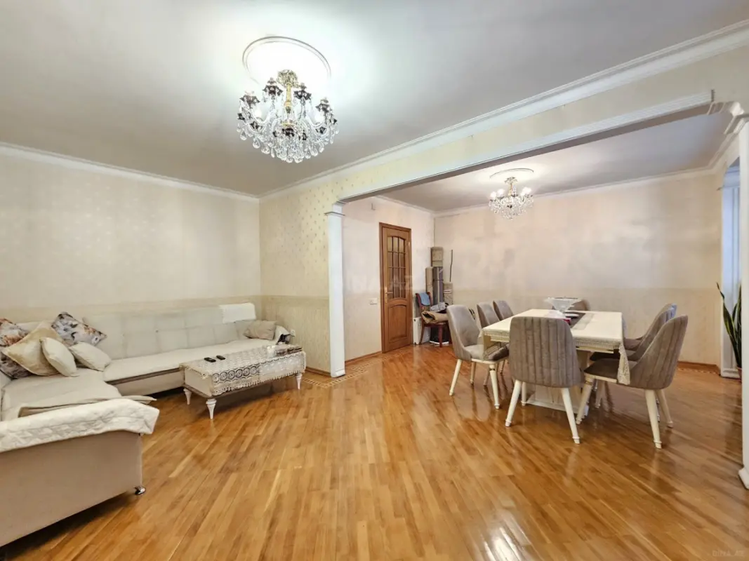 Satılır 4 otaqlı mənzil 110 m²
