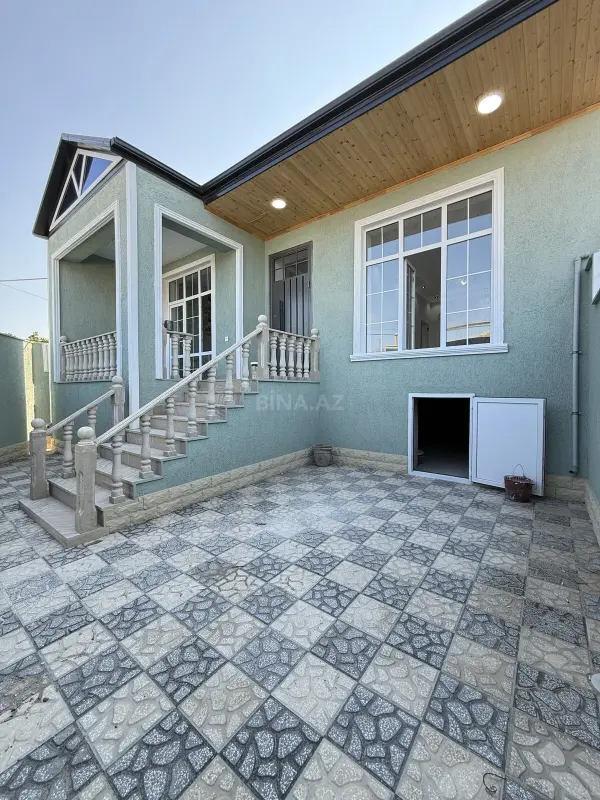 Satılır 3 otaqlı həyət evi 100 m²