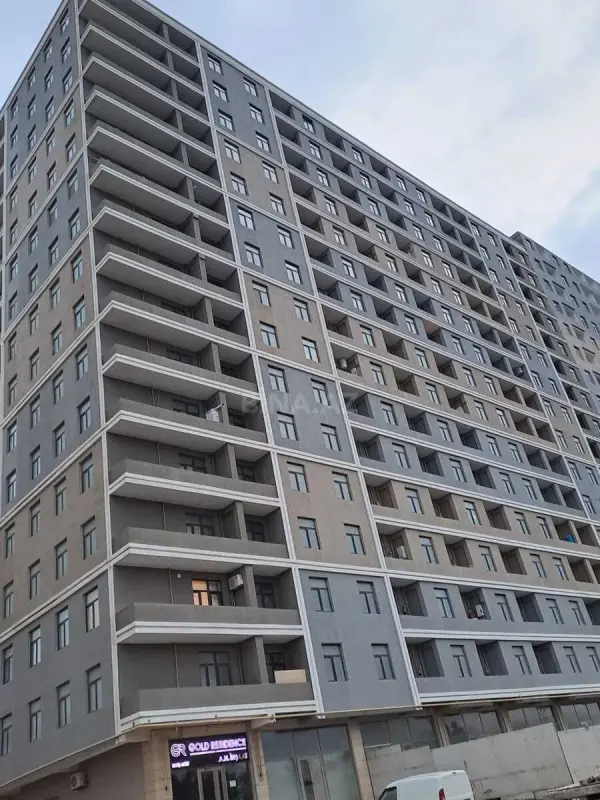 Satılır 2 otaqlı mənzil 70 m²