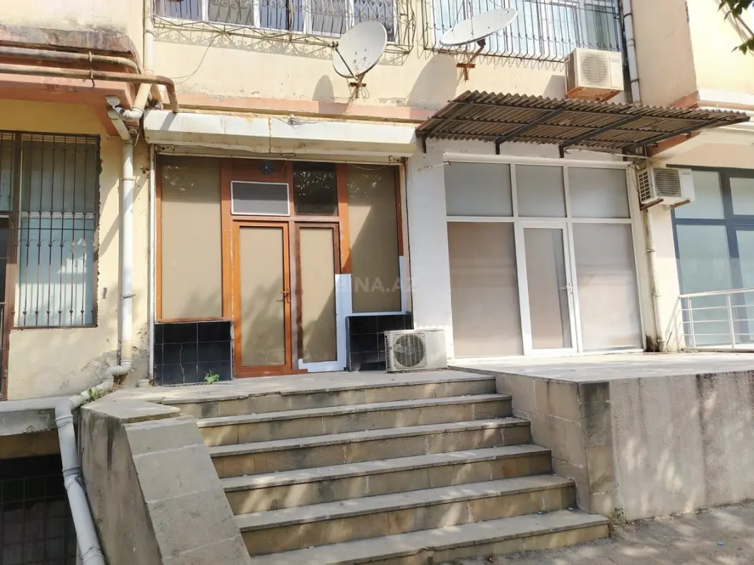 Satılır obyekt 36 m²